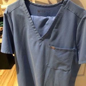 Figs scrub set (XL top/lg bottom)